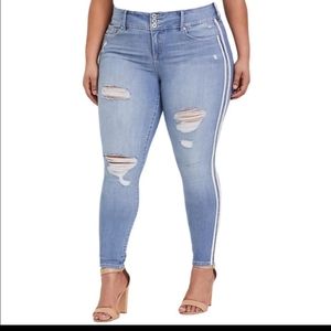 NWOT Torrid Size 28 Premium Jegging
